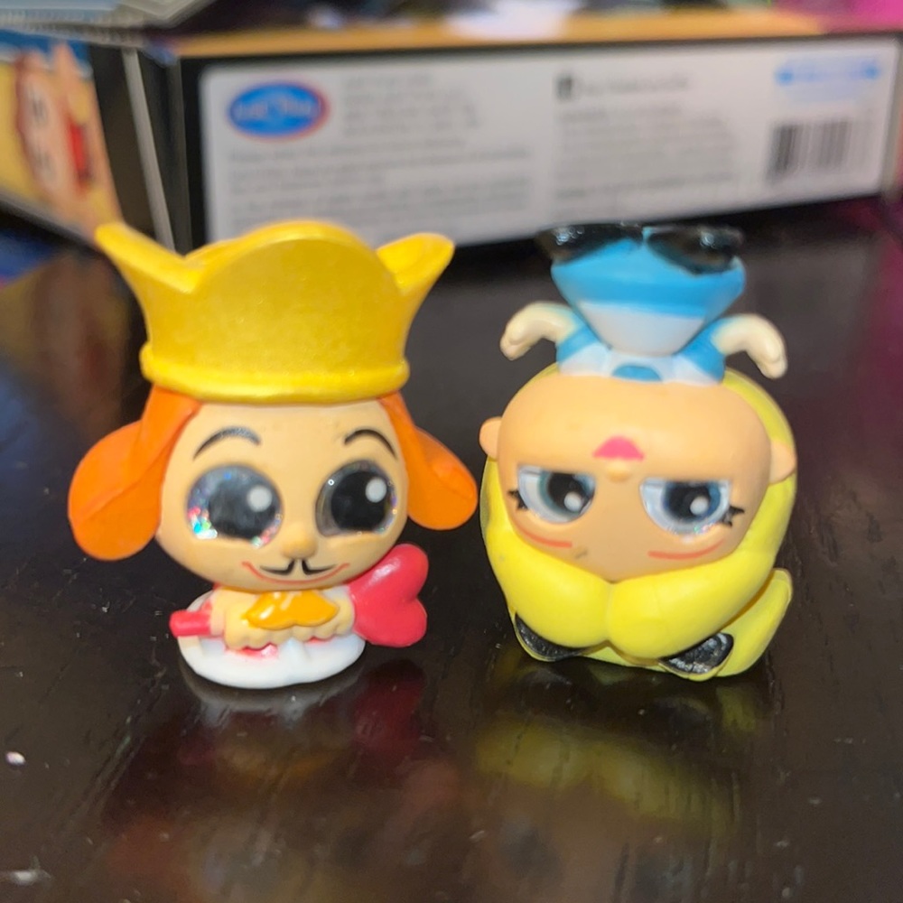 Alice in Wonderland Doorables S8: Alice & King of Hearts